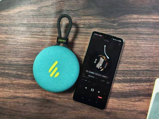 圣、小米、漫步者蓝牙音箱深度测评比拼！米乐体育app网站蓝牙音箱选哪个好？西(图6)