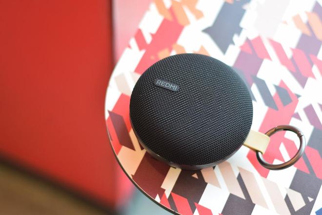 体验音质能打、三种播放模式是惊喜性价比选择:REDMI蓝牙音箱2(图2) 体验音质能打、三种播放模式是惊喜性价比选择:REDMI蓝牙音箱2(图2)